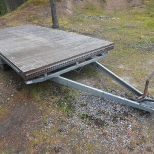 Matkaaja perävaunu/traileri