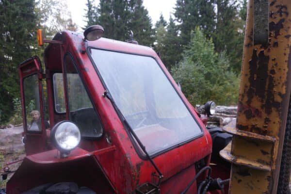 Valmet 565 traktori - Image 13