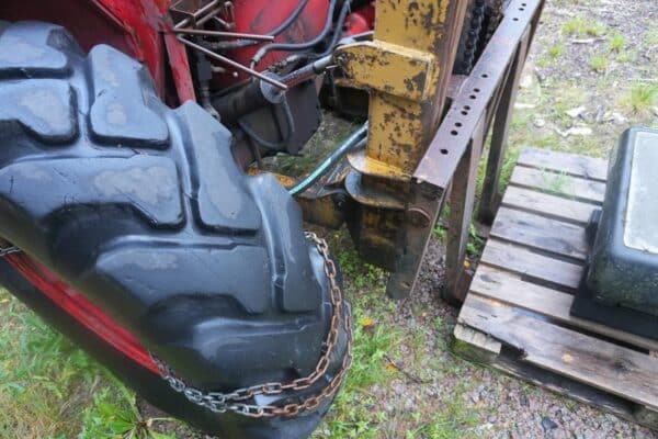 Valmet 565 traktori - Image 20