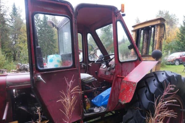 Valmet 565 traktori - Image 7