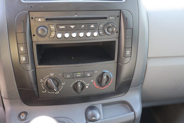Peugeot EXPERT (MYT-664) - Image 46