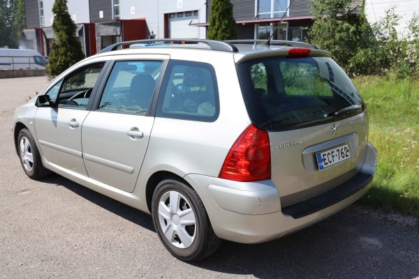 Peugeot 307 1.6 (ECF-762) - Image 10