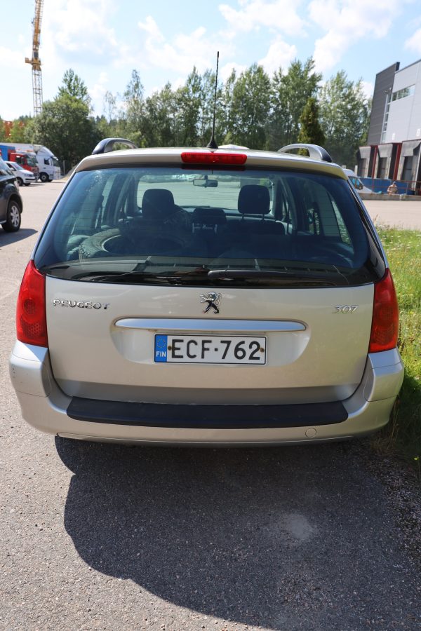 Peugeot 307 1.6 (ECF-762) - Image 9