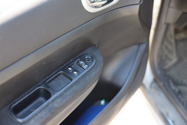 Peugeot 307 1.6 (ECF-762) - Image 39
