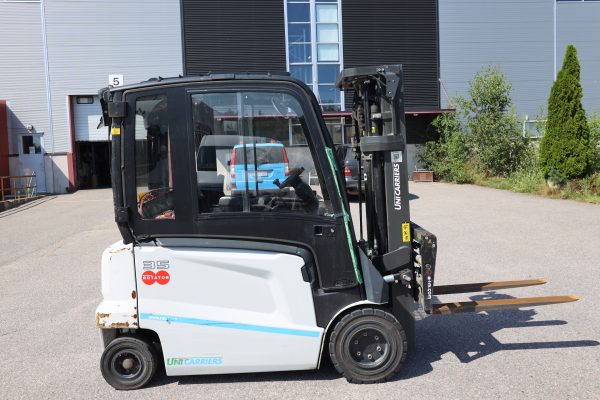Uni Carries MX35L sähkötrukki (4)