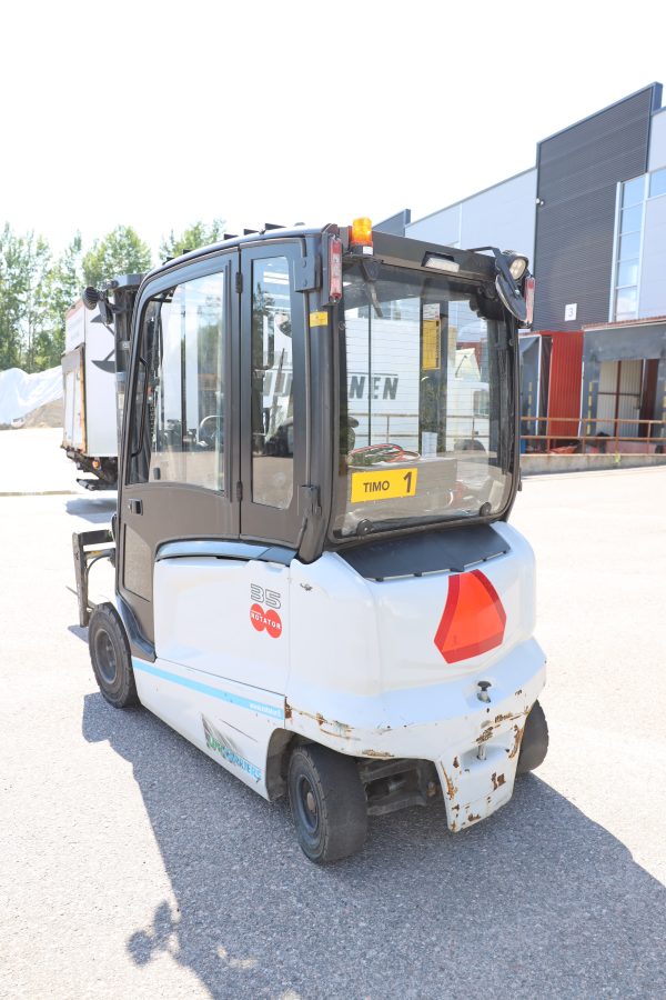 Uni Carries MX35L sähkötrukki (1) - Image 8