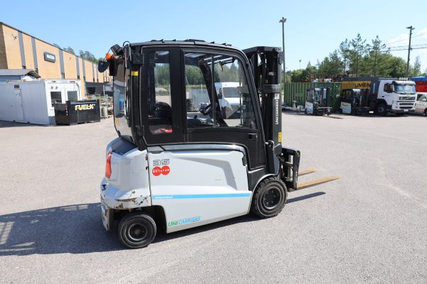Uni Carries MX35L sähkötrukki (1) - Image 12