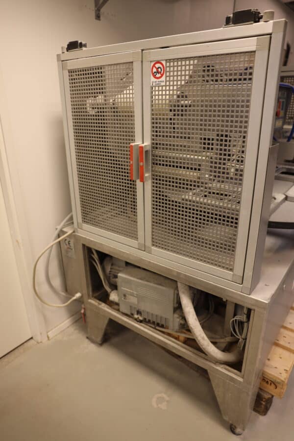 Forniture sirman raastinkone ja Ilpra vakuumipakkauskone (25) - Image 10