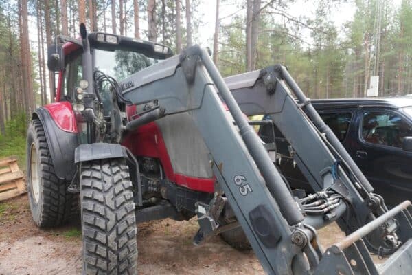 Valtra 65 liikennetraktori - Image 10