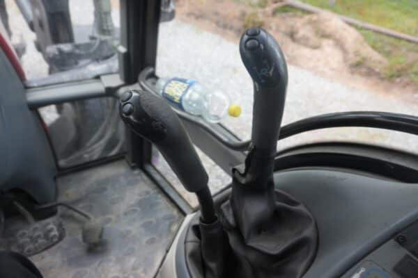 Valtra 65 liikennetraktori - Image 22