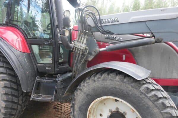 Valtra 65 liikennetraktori - Image 9