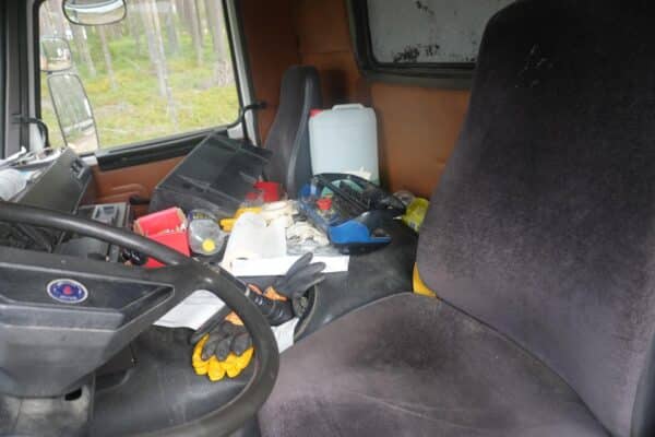 Scania 92H kuorma-auto kuormanostimella - Image 13
