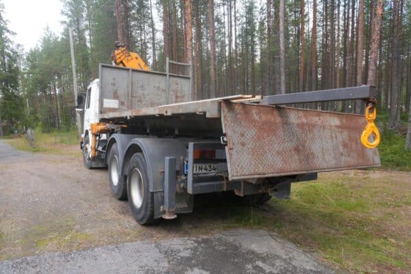 Scania 92H kuorma-auto kuormanostimella - Image 5