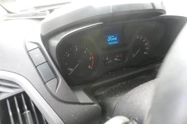 Ford Transit Custom pakettiauto - Image 11