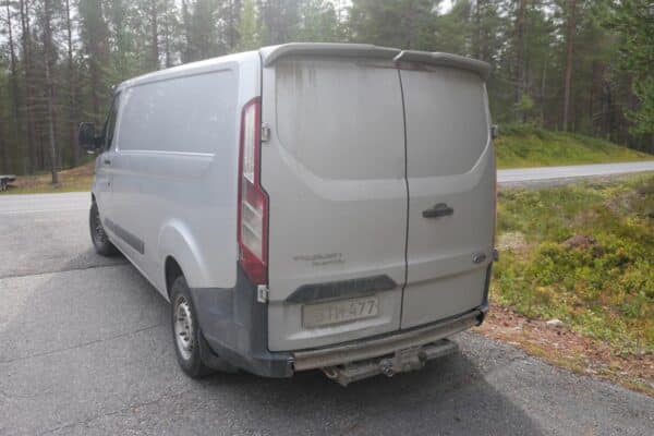 Ford Transit Custom pakettiauto - Image 4