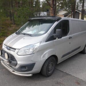 Ford Transit Custom pakettiauto