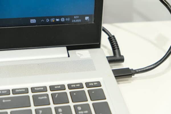 HP ProBook 450 G7 tietokone, telakka, hiiri (BB100) - Image 6