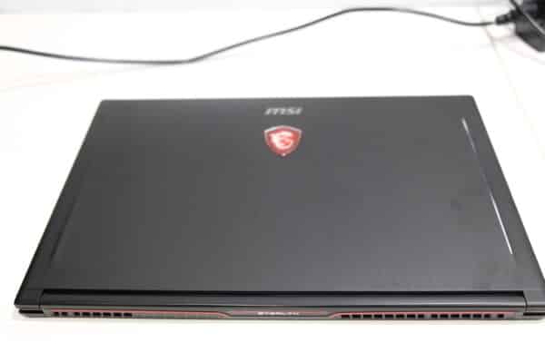 MSI MS-16K2 kannettava tietokone, Honor puhelin, Philips kuulokkeet (EL102) - Image 17