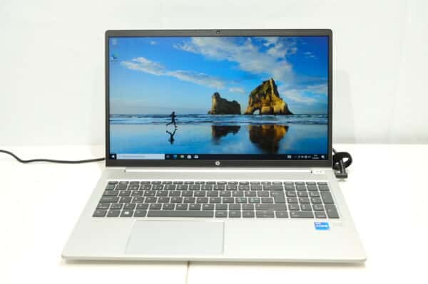 HP ProBook 450 G8 kannettava tietokone (BB114)