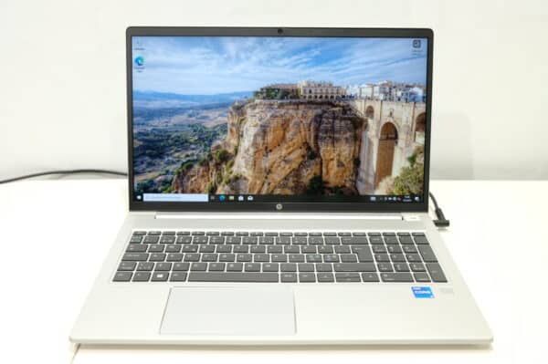 HP ProBook 450 G8 kannettava tietokone (BB120)