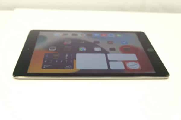 iPad Air 2 (AL300) - Image 7