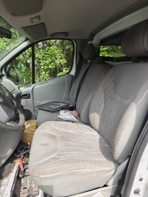 Nissan PRIMASTAR 2.0 (OZE-810) - Image 12