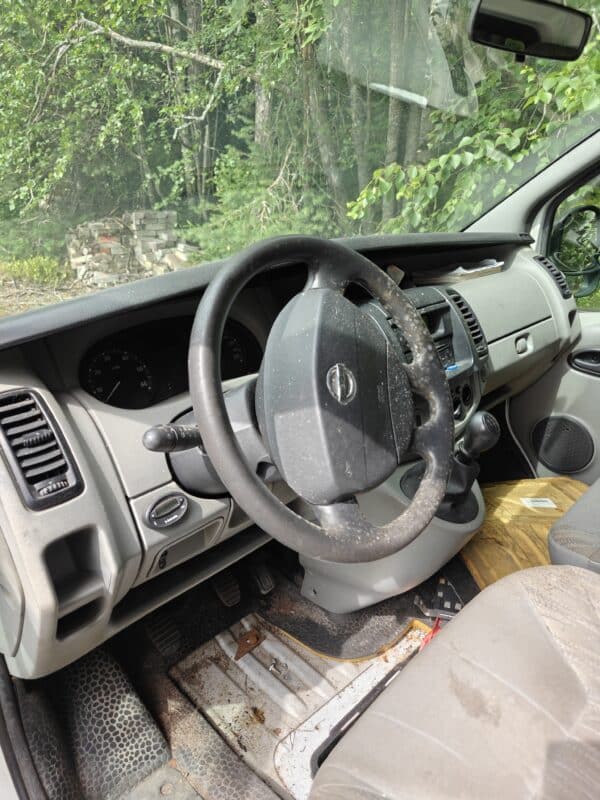 Nissan PRIMASTAR 2.0 (OZE-810) - Image 14