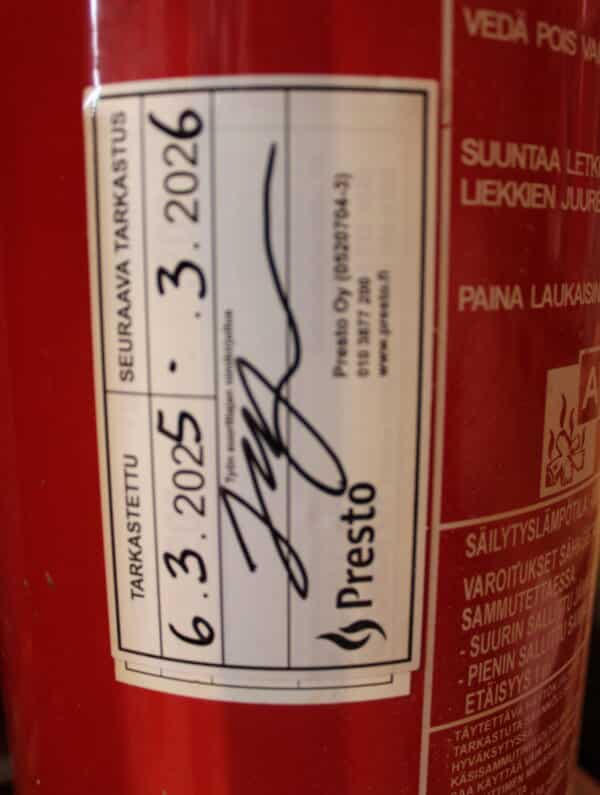 Sammutuskärryt, kaasupullokärryt/2kpl, hitsausletkut/2kpl (LT59) - Image 10