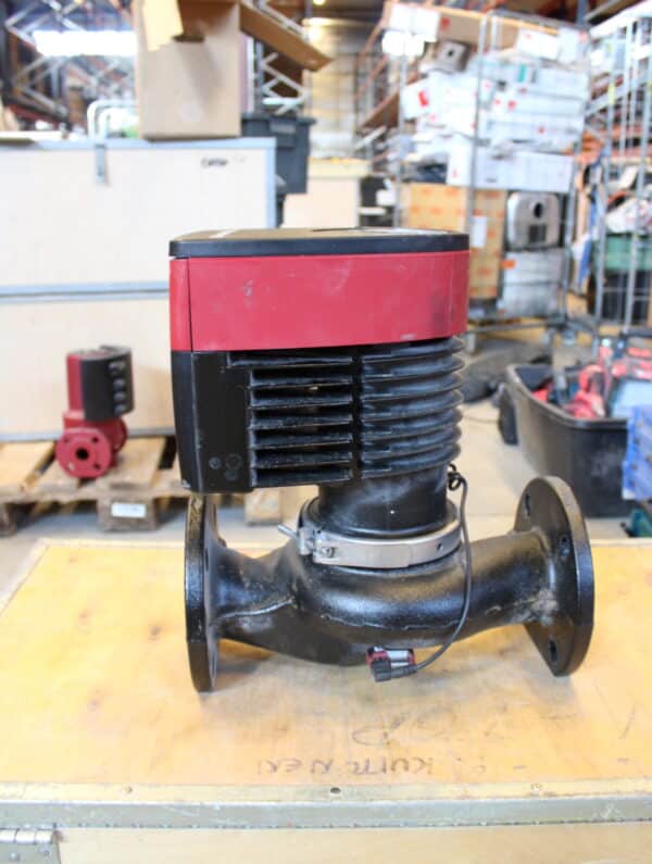 GRUNDFOS kiertovesipumppu (LT66) - Image 3