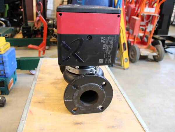 GRUNDFOS kiertovesipumppu (LT66) - Image 2