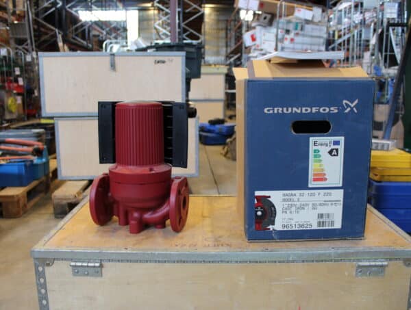 GRUNDFOS Magna 32-120 F 220 kiertovesipumppu (LT67)