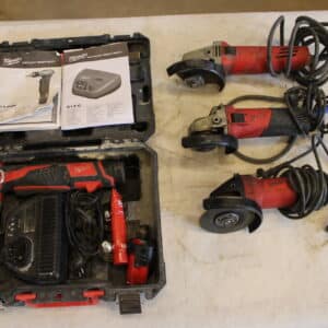 Milwaukee C12PXP laajennustyökalu + 3 kpl Milwaukee kulmahiomakone (LT75)
