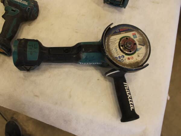 Makita akkutyökaluja (LT87) - Image 11
