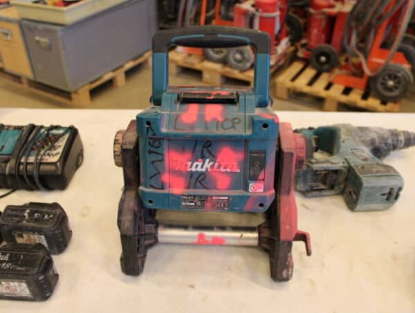 Makita akkutyökaluja (LT87) - Image 7