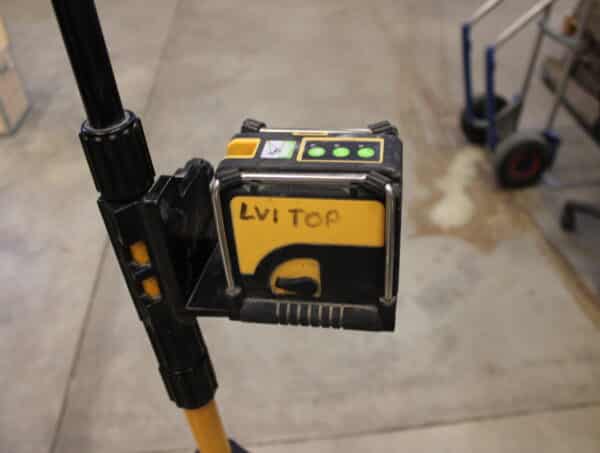 Työkaluja, nokkakärryt, laser, laatikko yms (LT94) - Image 7