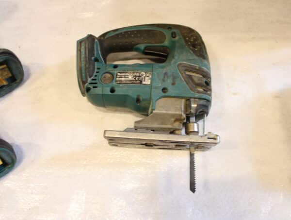 Rikkinäisiä makita työkaluja (RM3) - Image 12
