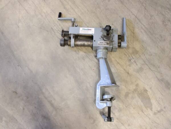 Steeltec putkentaivutin ja sikkikone (RM9) - Image 10
