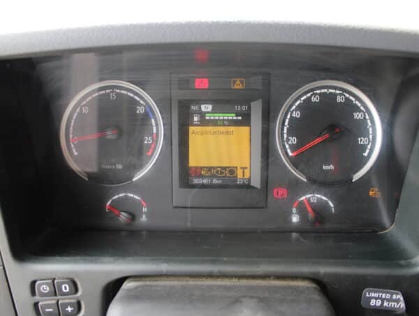 SCANIA P370 ROSKA-AUTO (NMO-762) - Image 30