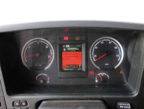 SCANIA P370 ROSKA-AUTO (NMO-762) - Image 31