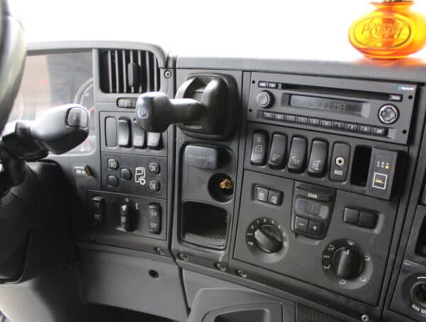 SCANIA P370 ROSKA-AUTO (NMO-762) - Image 34