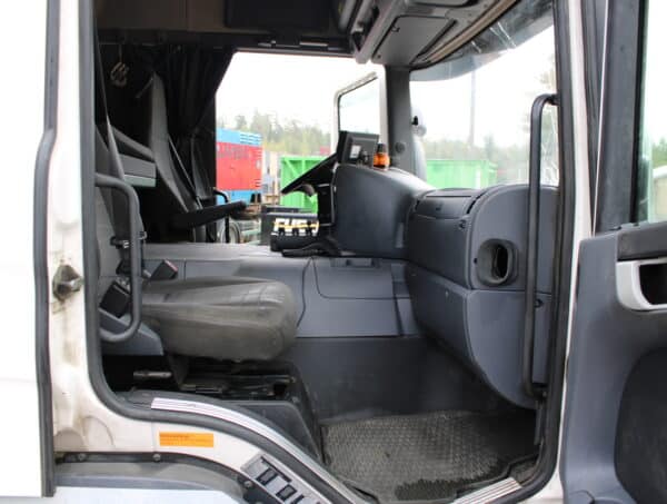 SCANIA P370 ROSKA-AUTO (NMO-762) - Image 48