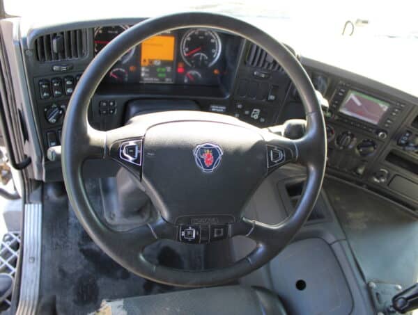 SCANIA P320 ROSKA-AUTO (MYT-405) - Image 32