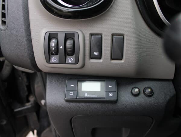 Renault TRAFIC 1.6,-18 (FNA-112) - Image 40