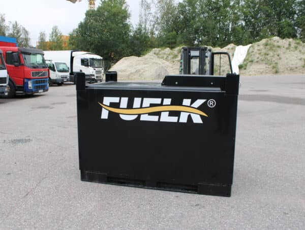 FUELK POLTTOAINESÄILIÖ 2000 L