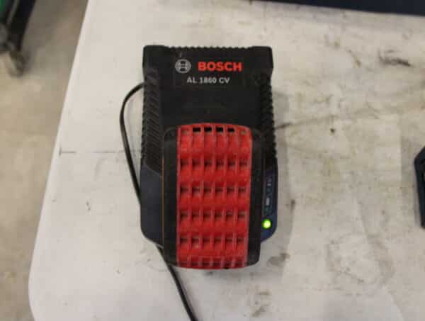 Bosch kuviosaha ja iskuporakone (LT41) - Image 12