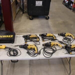 Dewalt iskuporakone 6 kpl ja kuviosaha (LT45)