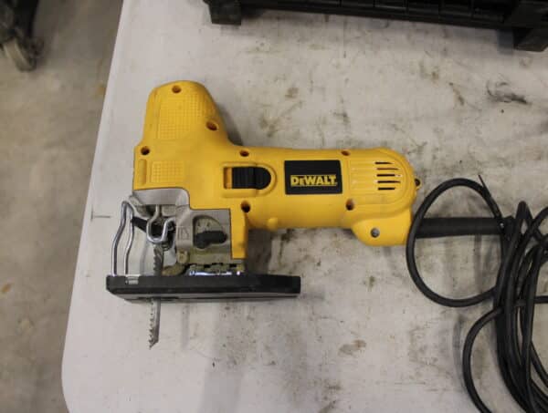 Dewalt iskuporakone 6 kpl ja kuviosaha (LT45) - Image 3