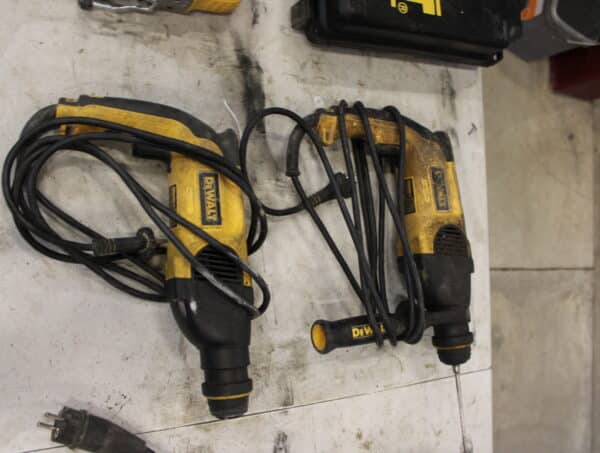 Dewalt iskuporakone 6 kpl ja kuviosaha (LT45) - Image 9