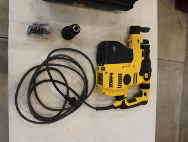 DEWALT & MAKITA iskuporakoneet (LT50) - Image 2