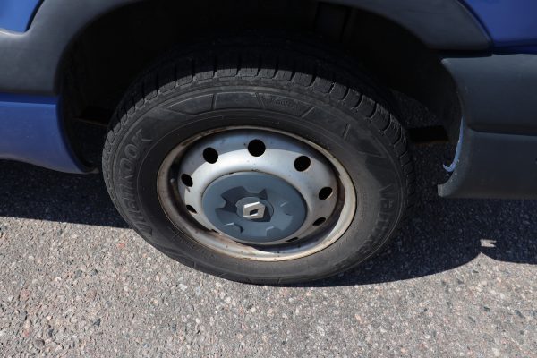 Renault MASTER FOURGON 2.5 (KMG-366) - Image 14